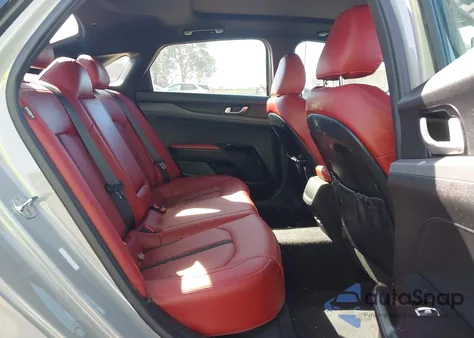 2022 Kia K5 Gt-Line z USA, uszkodzony, nr VIN 5XXG64J20NG121203